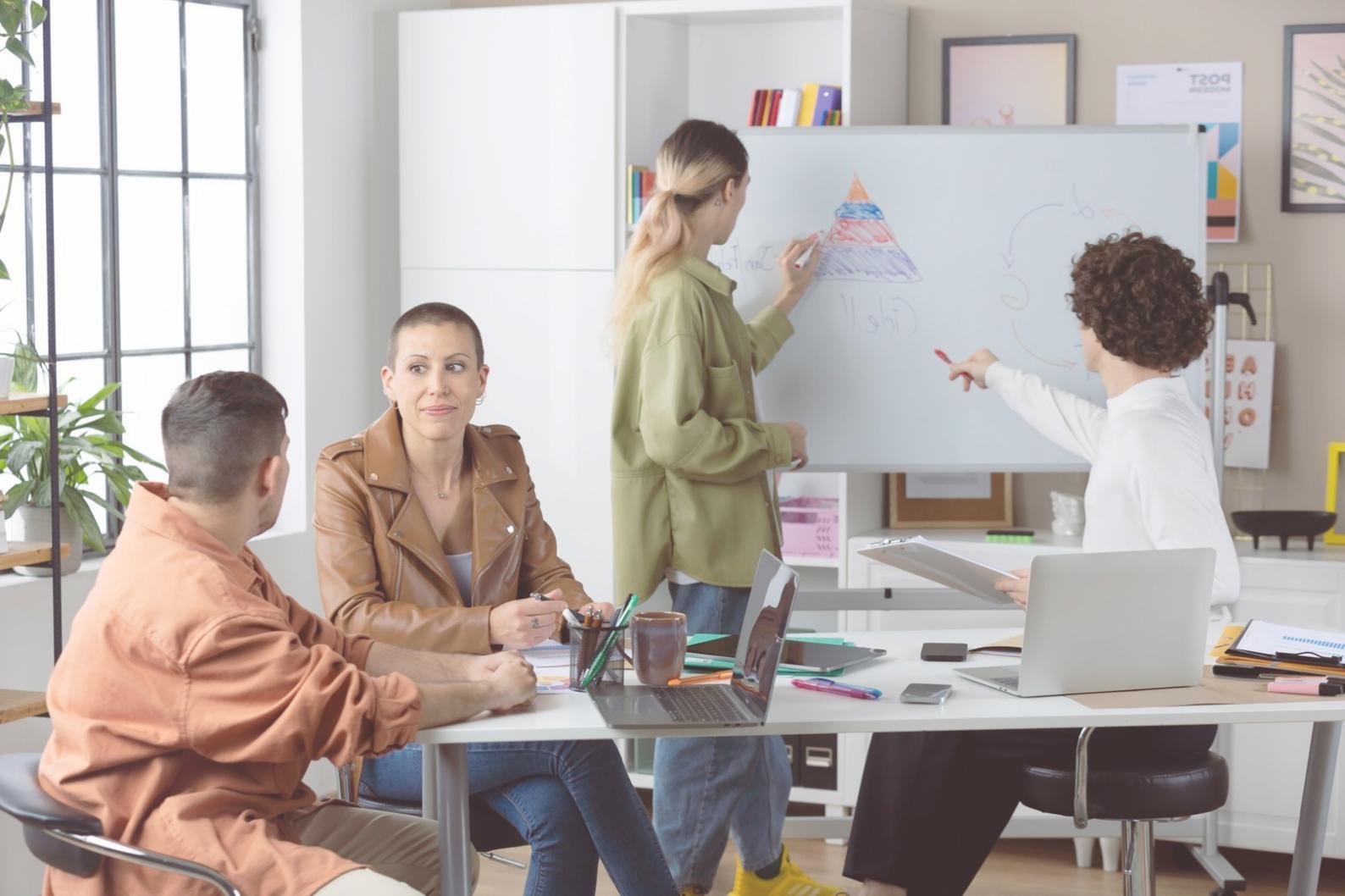 Analyse des documents financiers et préparation budgétaire